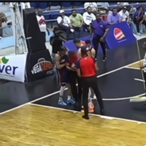Árbitro de la LNB sufre desmayo durante partido en La Vega