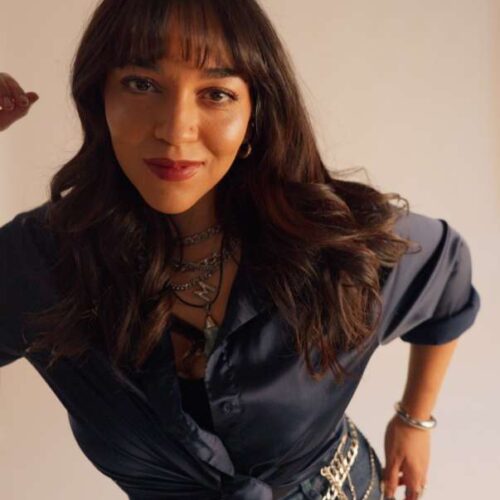 Mari Solís lanza “Bailo Contigo”, fusión de bachata y pop