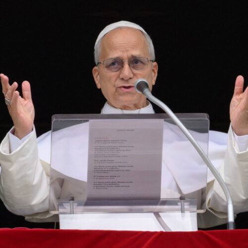 Papa León XIV: la Iglesia debe denunciar el mal y anunciar la paz