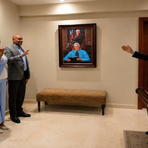 Danilo Medina juramenta exdirigentes de FP que se suman al PLD