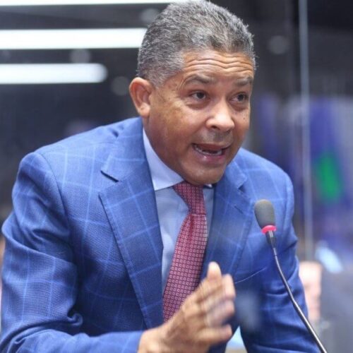 Cedeño pide a Abinader fortalecer unidad interna del PRM