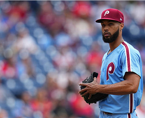 Lanzador dominicano Cristopher Sánchez ve truncada su impresionante racha de innings sin carreras