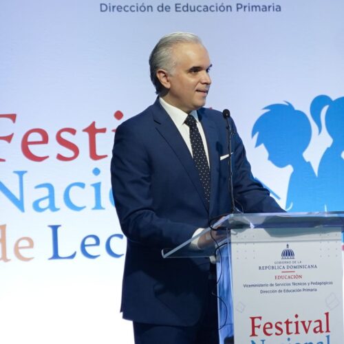 Ministerio de Educación impulsa alfabetización con Festival de Lectura