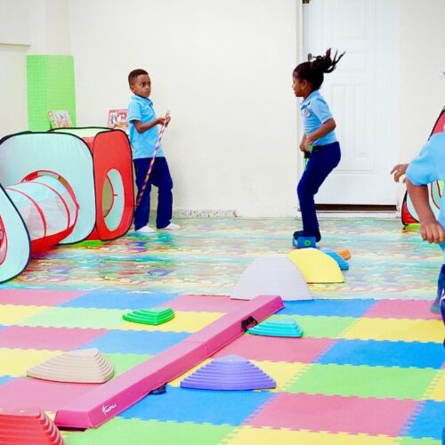 INEFI inaugura Aula de Motricidad en escuela pública de Azua