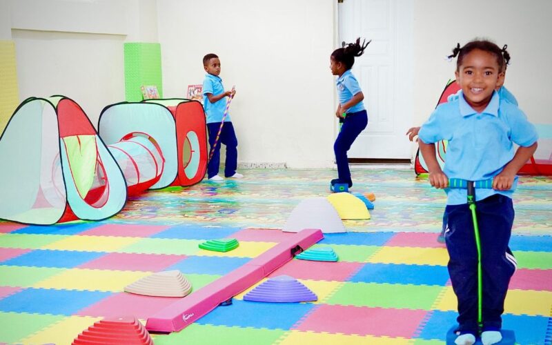 INEFI inaugura Aula de Motricidad en escuela pública de Azua
