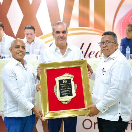 Gobierno dominicano refuerza apoyo al sector harinero y al pan