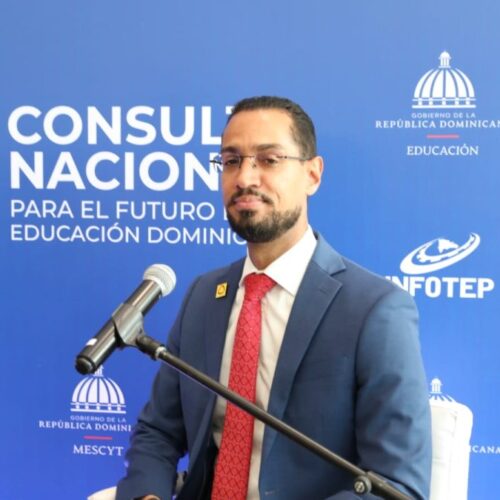 Universidades piden aplicar resultados de consulta educativa en RD