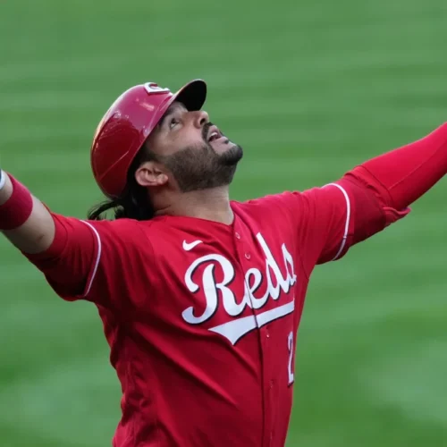 Eugenio Suárez impulsa histórica blanqueada de Cincinnati a Mets