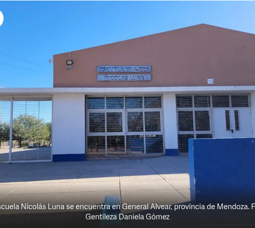 Estudiantes mendocinos ganan concurso internacional con proyecto ecológico de laberinto hecho con botellas recicladas
