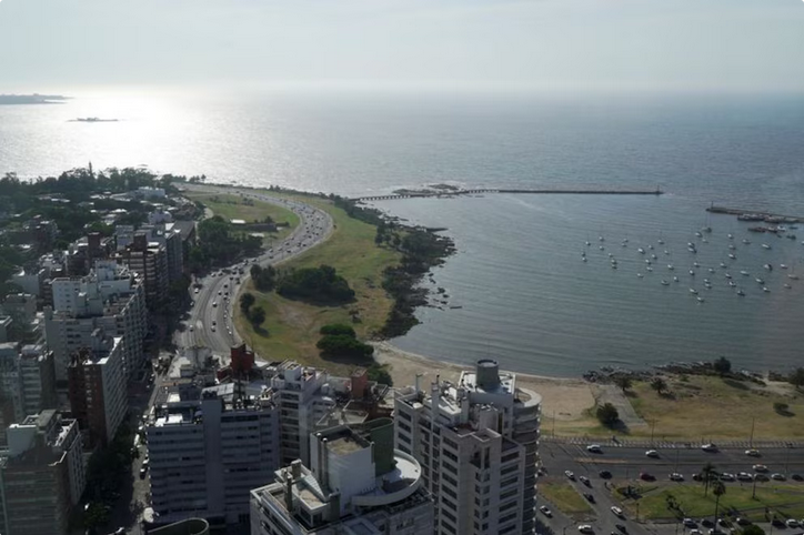 Uruguay regresa a los mercados internacionales con una emisión de bonos que alcanza los USD 1.697 millones