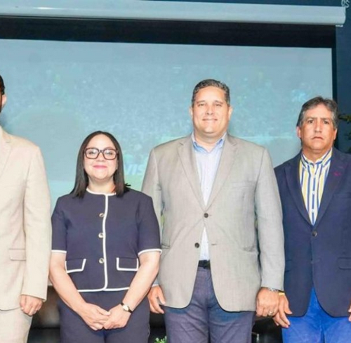 Fútbol como motor de desarrollo: seminario explora su impacto en turismo y Marca País