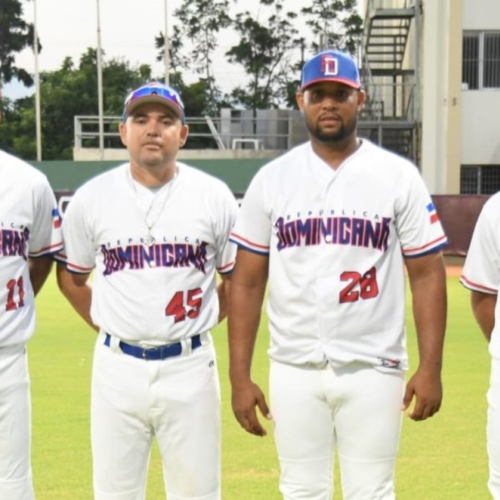 Selecciones de softbol de RD fueron presentadas con el reto de revalidar el cetro regional en Santo Domingo 2026