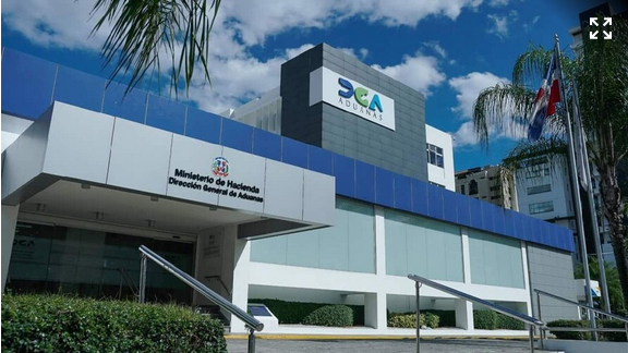 Aduanas dominicanas reporta récord en incautación de productos ilícitos con un incremento del 160%