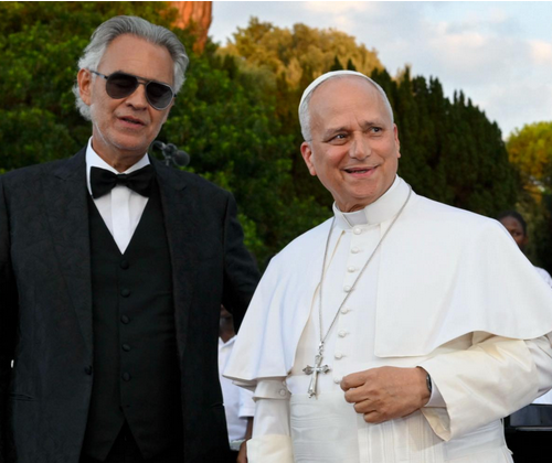 León XIV destaca el poder de la música como vía para conectar con Dios en el evento "Cántico de la Paz" en Castel Gandolfo