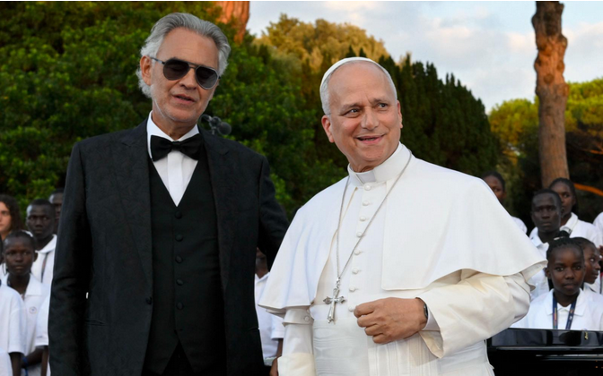 León XIV destaca el poder de la música como vía para conectar con Dios en el evento "Cántico de la Paz" en Castel Gandolfo
