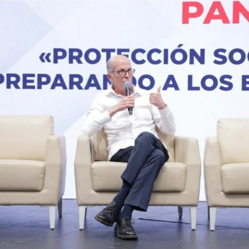Max Puig aboga por vincular la protección social con la adaptación al cambio climático en RD