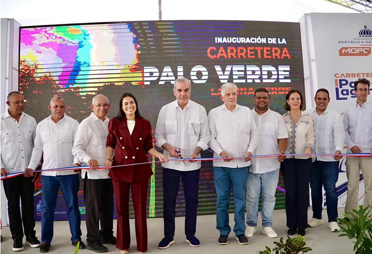 Presidente Abinader inaugura obras de infraestructura y servicios en la provincia de Montecristi