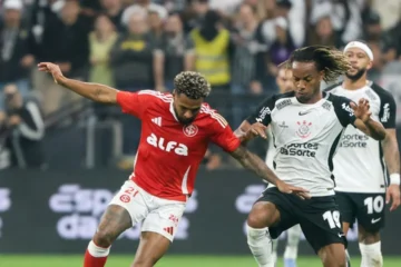 Corinthians e Internacional se miden en la vuelta de los octavos de final de la Copa de Brasil con el equipo de Porto Alegre como favorito tras ganar 2-0 en la ida; el duelo se juega en el Neo Química Arena de São Paulo este jueves, 6 de agosto, a las 20:00 hora local, con transmisión exclusiva por DSPORTS y DGO, y el conjunto de Fernando Diniz está obligado a remontar la serie para avanzar a cuartos de final