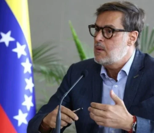 Gobiernos de República Dominicana y Venezuela reactivan relaciones diplomáticas tras dos años de ruptura