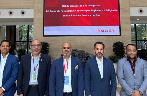 Médico del Ney Arias Lora se especializa en inteligencia artificial en China