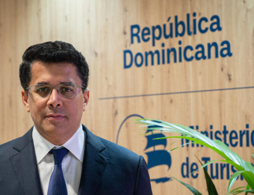 Del despacho a las encuestas: cómo seis años sin moverse convirtieron a Collado en el nombre a vencer en el PRM