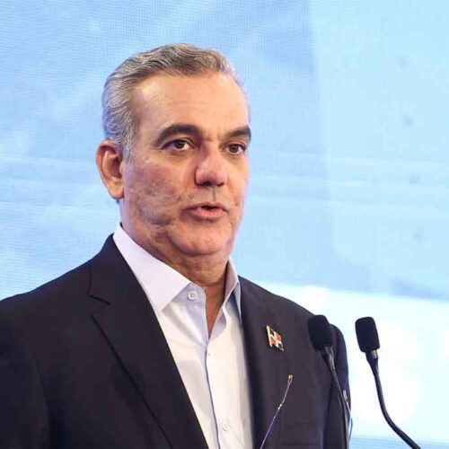Abinader asistirá a la transmisión de mando presidencial en Colombia