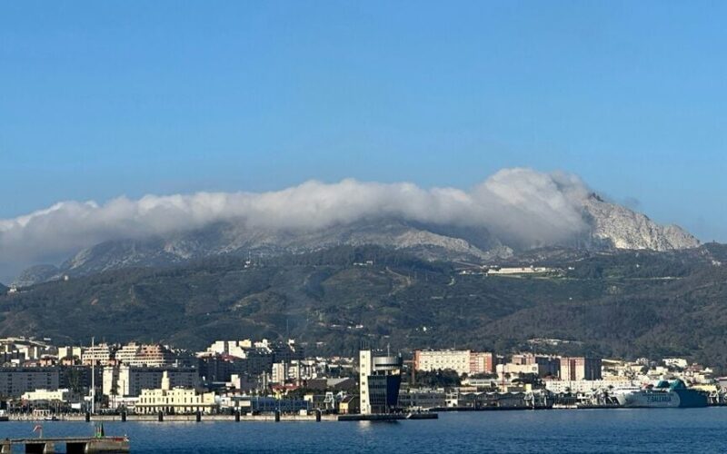 Economía de Ceuta en crisis: el consumo se desploma tras la invasión magrebí