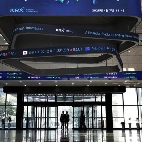 Bolsa de Seúl se desploma ante ataques de EE. UU. a Irán y subida del petróleo