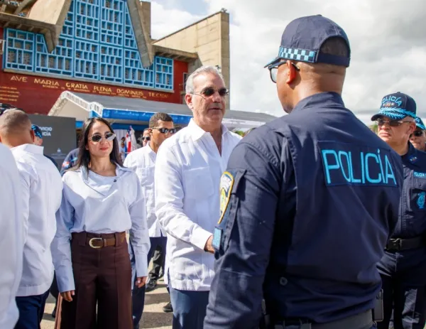 Presidente Abinader lanza expansión del nuevo modelo de patrullaje en La Altagracia con casi mil agentes