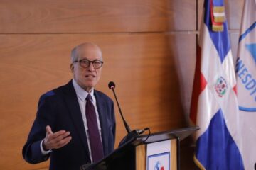 Protección ambiental es clave para la estabilidad económica y el futuro dominicano, afirma Max Puig