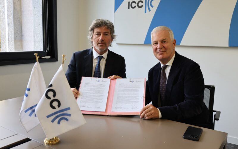 Argentina y la Cámara de Comercio Internacional firman acuerdo para atraer inversiones y dar seguridad jurídica