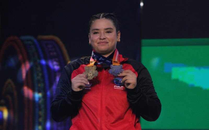 Melany Montes se corona campeona de oro en el Panamericano Junior de Levantamiento de Pesas